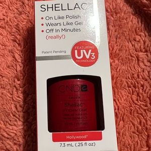 CND Shellac Hollywood